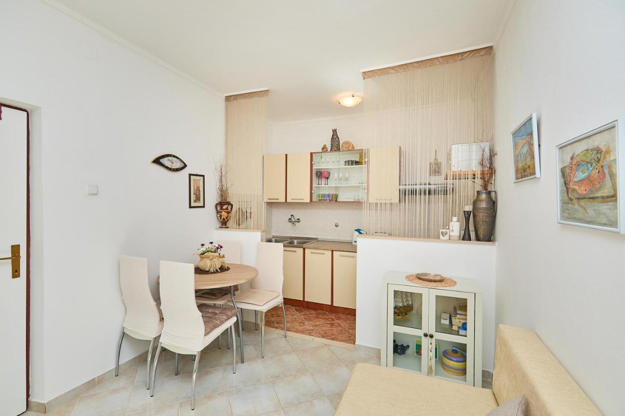 Studio Dolores-Apartment By The Sea Maranovici Exterior photo